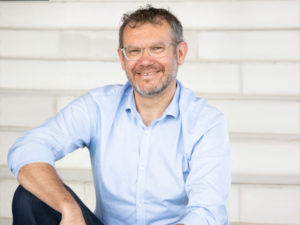 portrait de Philippe Charlin expert en droit des retraite qui m'a confé la refonte de son site web